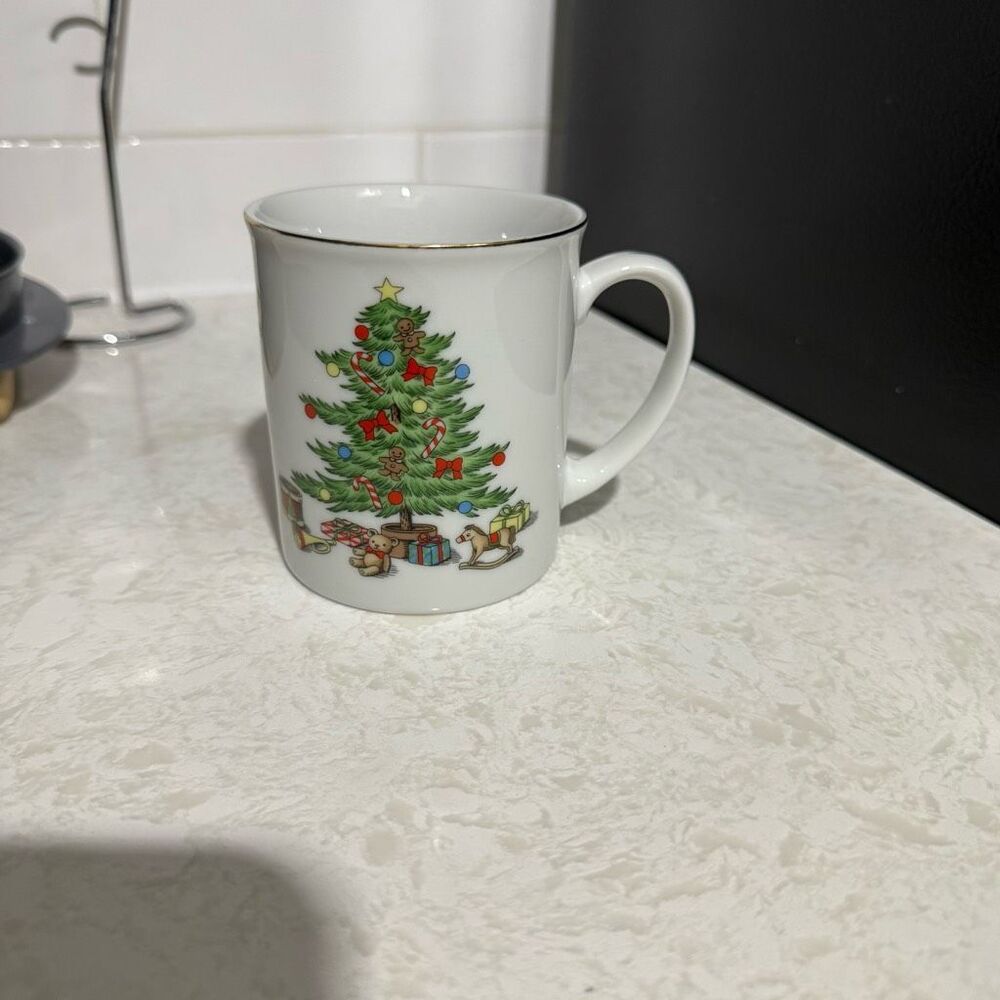 Holiday Hostess Christmas Tree Mug Ceramic Glass